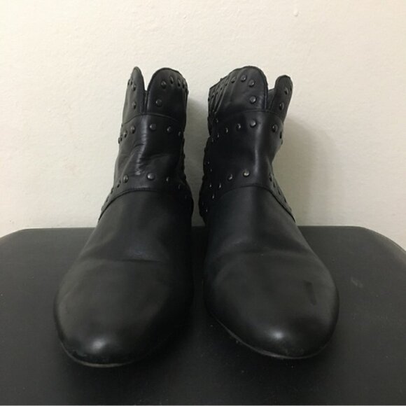 No. 704b Dana Ankle Boots Flat Black Cut-Out/Stud Trim Leather - Picture 4 of 11